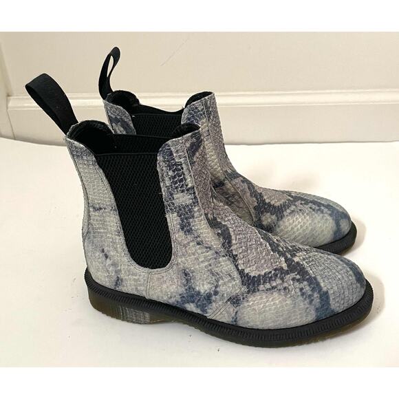 Dr. Marten Flora Asciano Slip On Chelsea Ankle Bootie Gray Size 36/US 6.5 NEW - Picture 3 of 10
